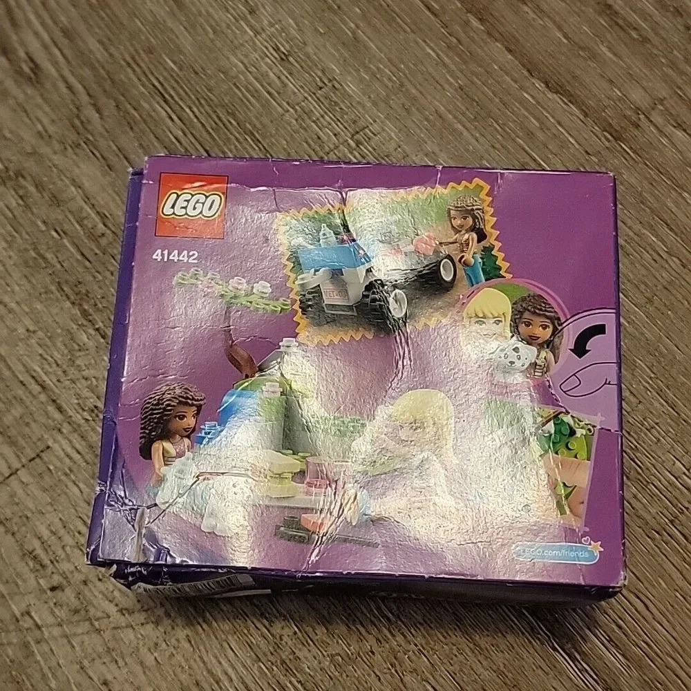 Lego Friends 41442 Vet Clinic Rescue Buggy New Damaged Box